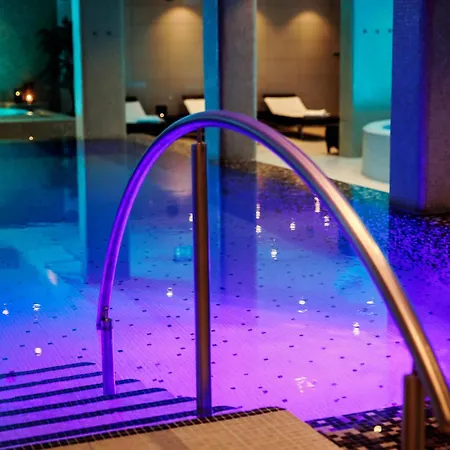 Quality Hotel 4*