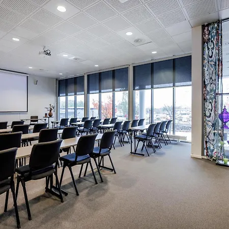 斯坦德古尔冈品质酒店 酒店 4*