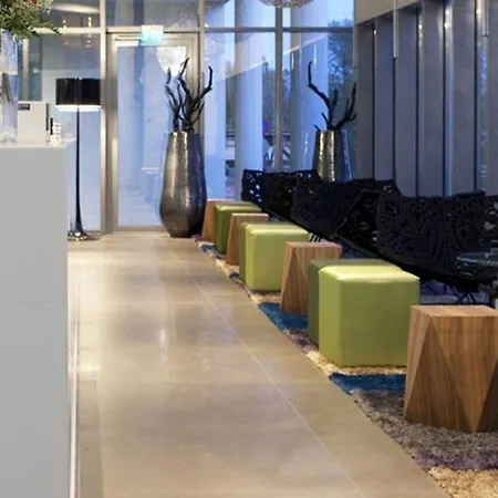 斯坦德古尔冈品质酒店 酒店