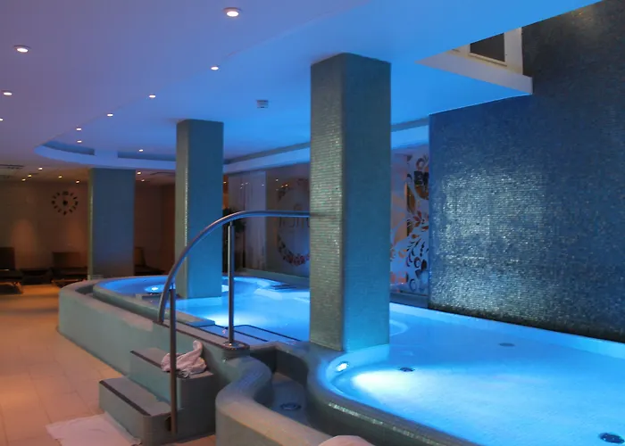 Quality Отель Йёвик