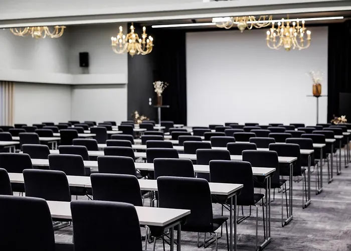 Отель Quality Йёвик